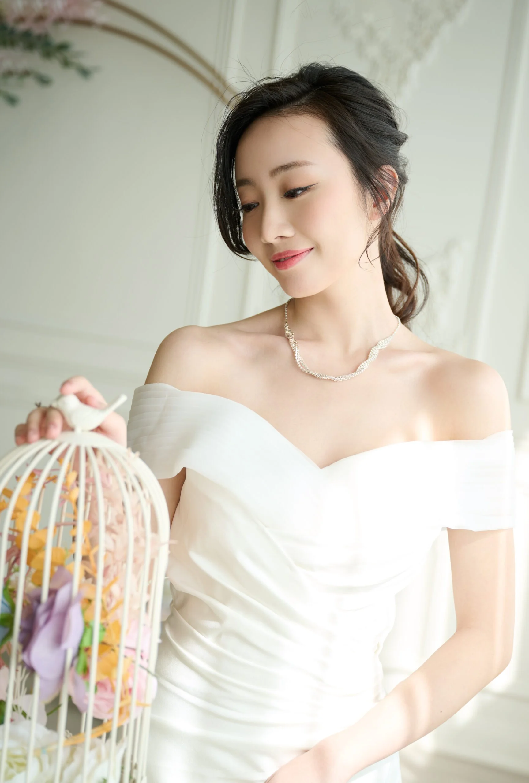 Create own cheap wedding dress